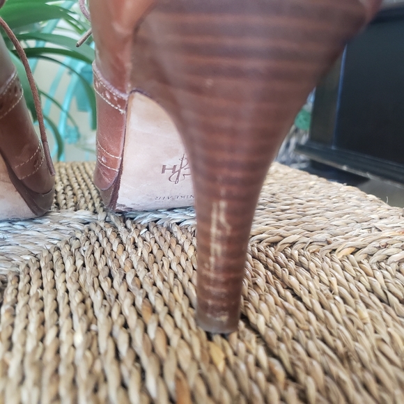 🌻Cole Haan NikeAir Women's Lace up Peep toe Brown Leather Booties Size 8 - Picture 7 of 8